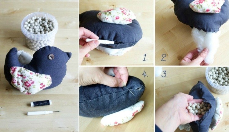 Coaserea unui dop de ușă - Înlocuiți umplutura animalului de umplutură cu greutăți dop-ușă-coase-umplere-material-îndepărtare-greutate-umplere-cifră-pasăre