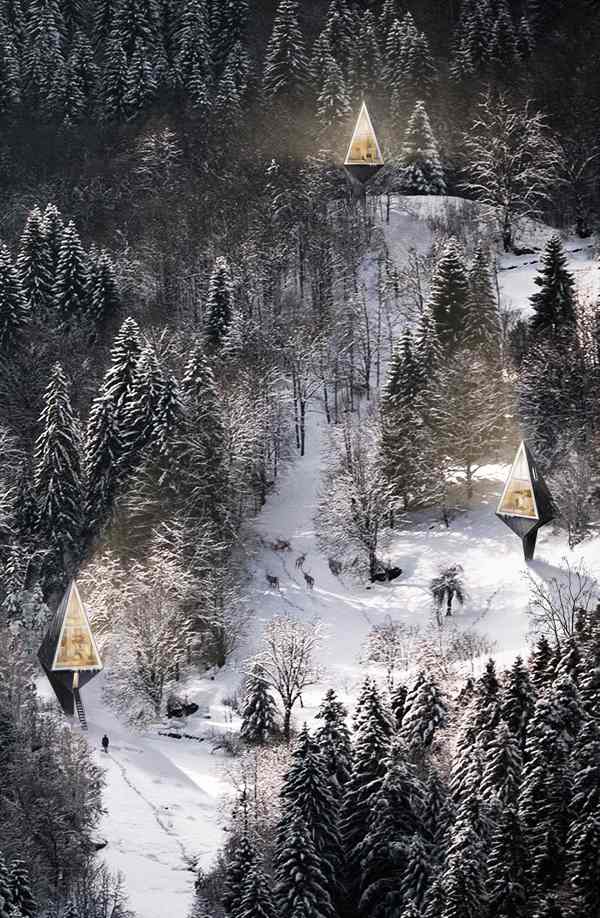 Forest House Mountain Hut Cabana Arhitectură Modernă și durabilă din punct de vedere ecologic Casă forestieră arhitectură futuristică a cabanei Clădire modernă, ecologic durabilă