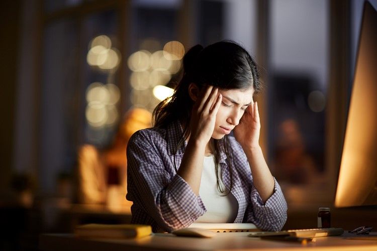 Simptomele deficitului de vitamine sunt oboseala, depresia, concentrația slabă