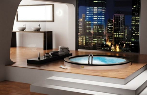 jacuzzi modern cu vederi uluitoare