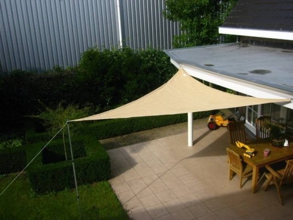 Copertine, umbrire de terasă, gard viu, mobilier din lemn Copertină terasă gard gard viu mobilier din lemn