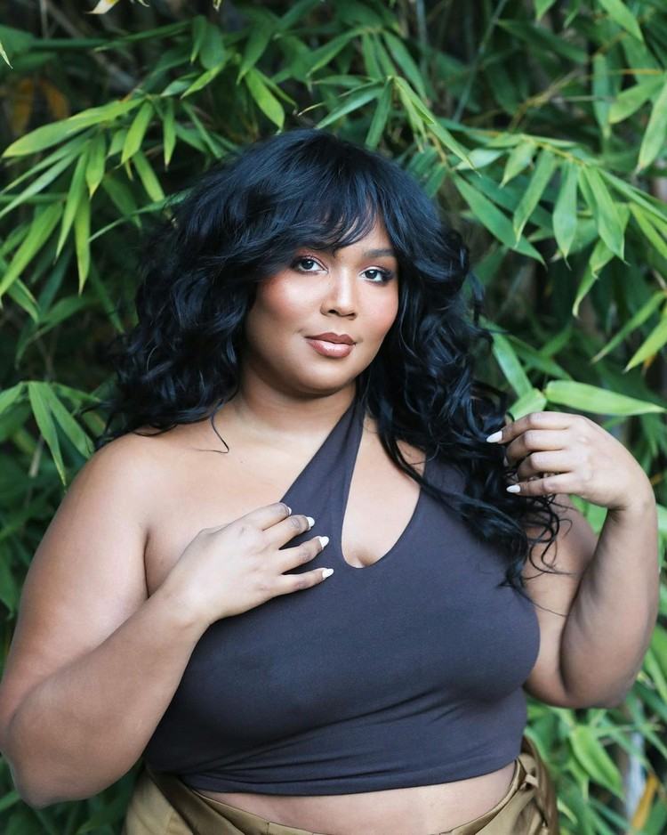 Waft Fringe Hair Trend Bangs Coafuri pentru păr lung