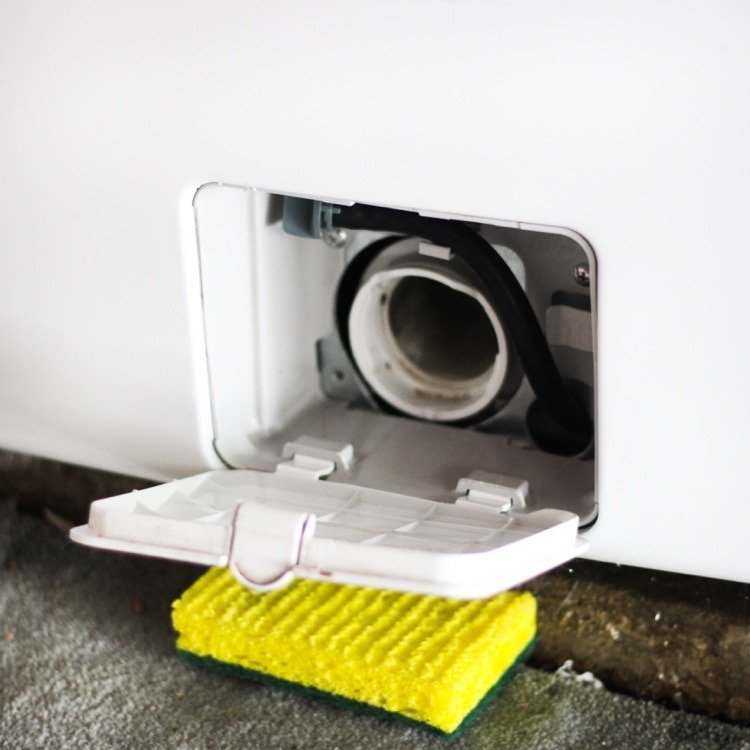 Sfaturi și instrucțiuni pentru curățarea filtrului de scame pentru mașină de spălat