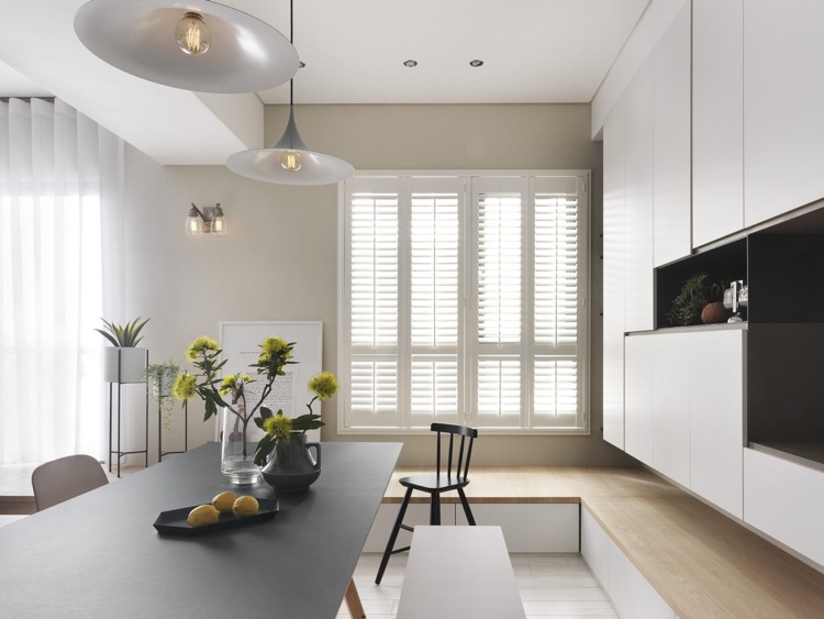 laminat alb nuanțe gri dulapuri de perete design minimalist