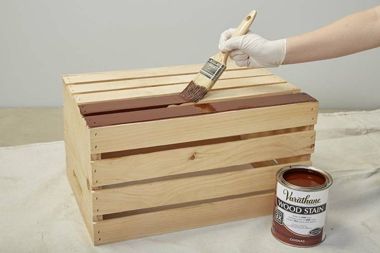 raft-ladă-de-vin-lăcuire-maro-gri-instrucțiuni-simple