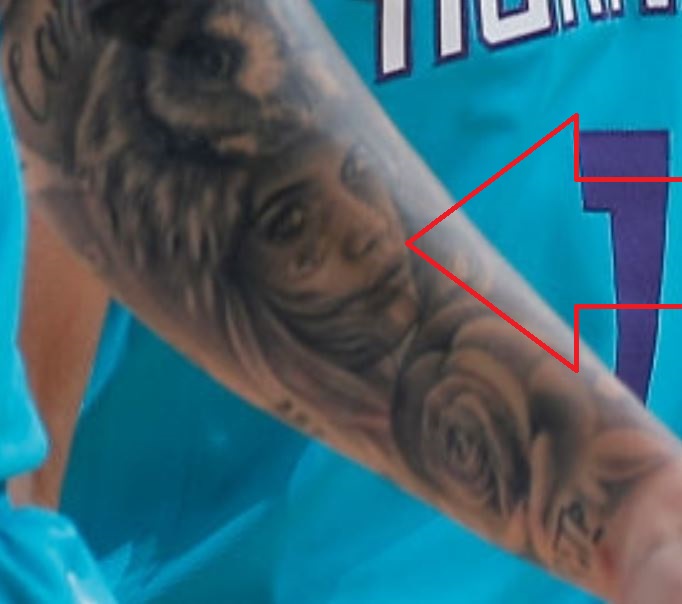 Le tatouage de portrait de bras intérieur de Willy