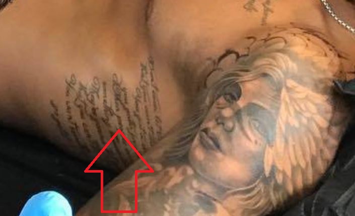 Le tatouage de l'estomac de Willy