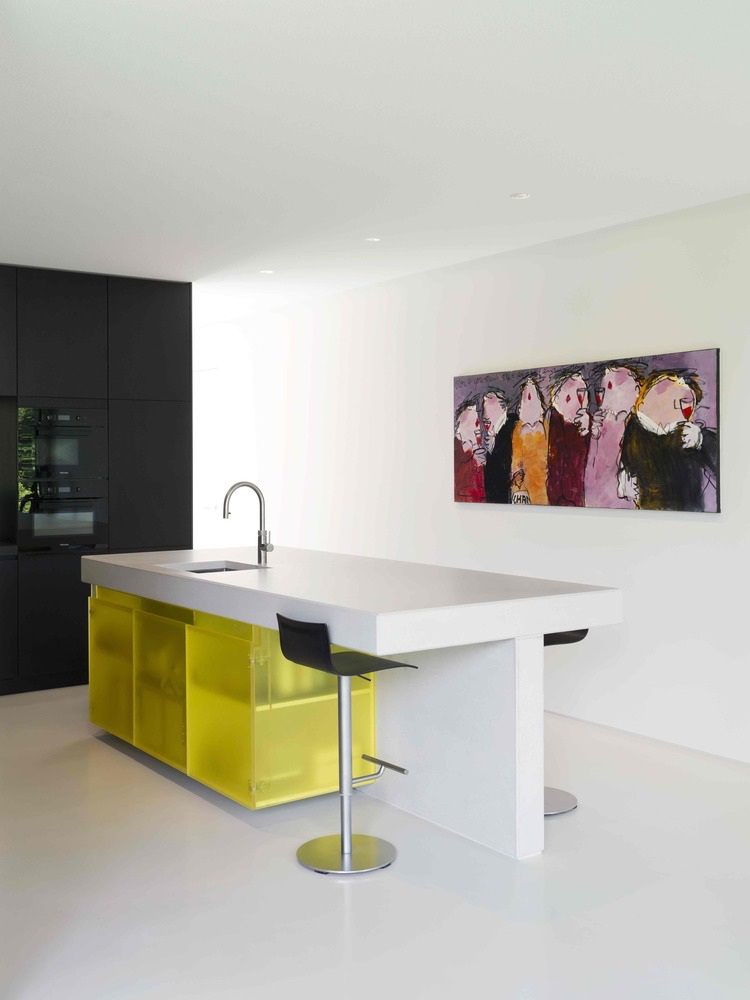 living un nivel bucătărie modernă minimalist alb negru galben