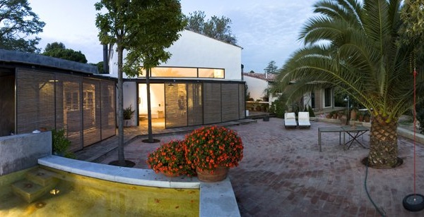 zona de patio Casa Lurdes Bergada Christian Leibenger patio-zona-Casa-Lurdes-Bergada-Christian-Leibenger