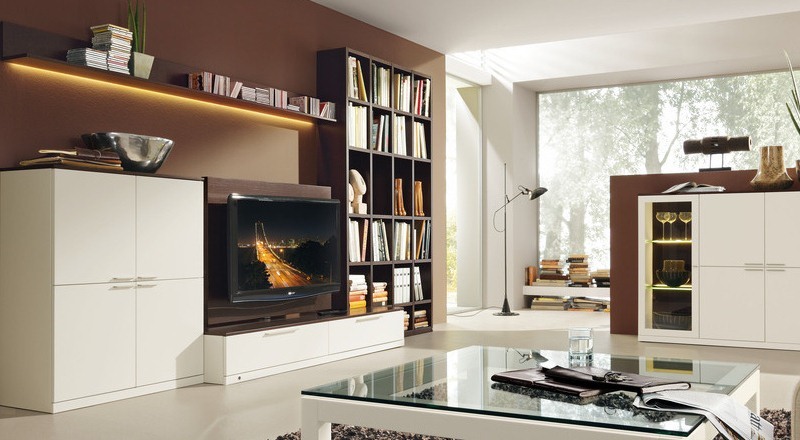 Unitate de perete modulară în aspect alb și lemn natural în camera de zi modernă Idei perete sufragerie bufet alb dulap TV perete raft