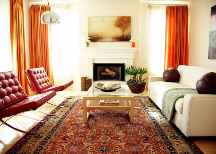 sufragerie-perdele-perdele-albe-portocaliu-roșu-fotoliu