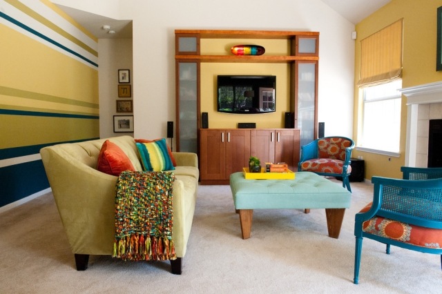 culori puternice din sufragerie-mobilier colorat-pereți la modă cu dungi Design-cameră-de-living-cu-mobilier-colorat-proaspete-benzi-de-pereți