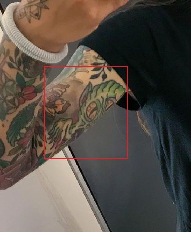 Rankų tatuiruotė-Yenny Acuna