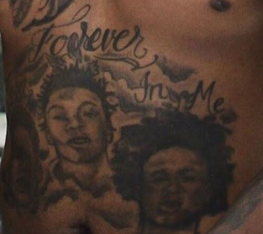 Tatouage d'estomac d'as