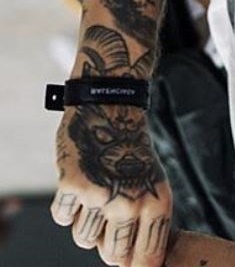 Tetovaža đavolskog vuka Yzomandias