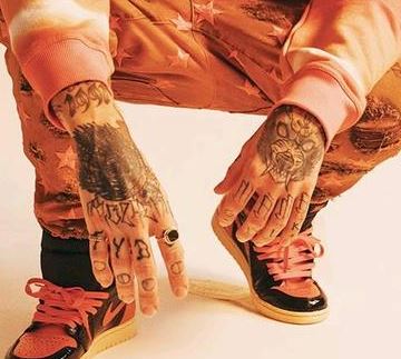 Tetovaže ruku Yzomandias