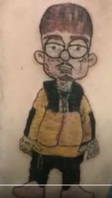 Yzomandias tetovaža autoportreta