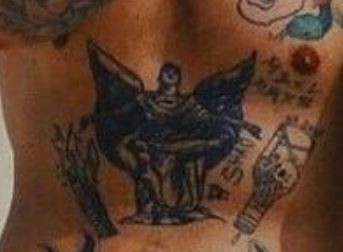 Tetovaža želuca Yzomandias