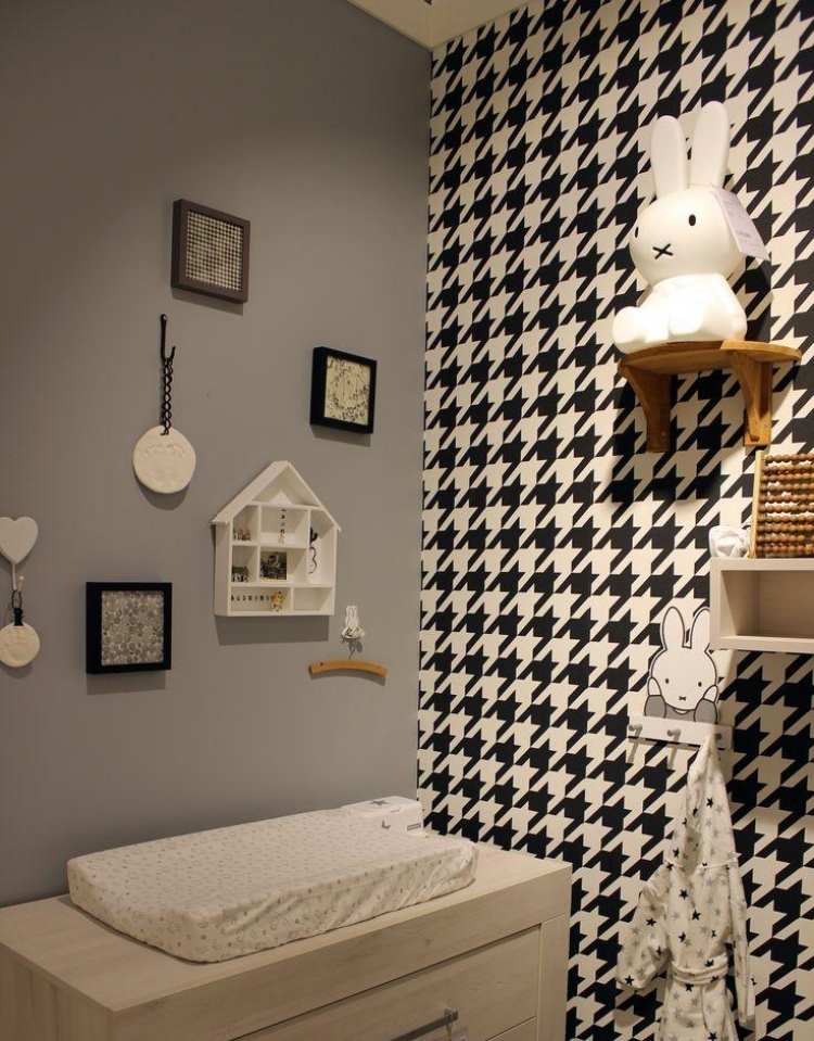 vopsea de perete gri și tapet cu model de picior de găină Cameră pentru bebeluși-culoare-design-gri-perete-culoare-tapet-model-houndstooth-model