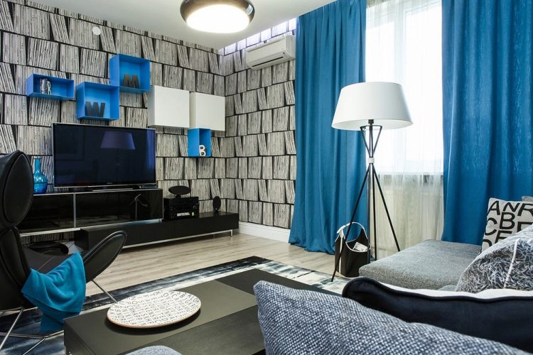 tapet alb-negru și accente albastre sufragerie-culoare-design-negru-alb-tapet-rafturi-de-cărți-albastre-accente