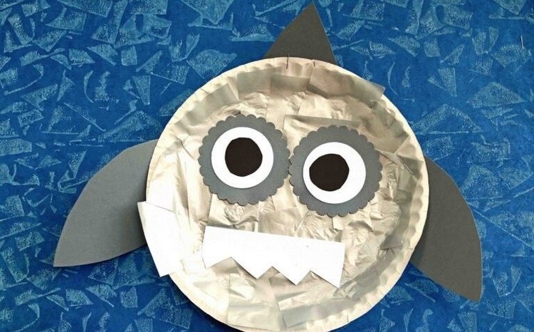 Rechin pentru Mardi Gras cu copii sub 3 ani inspirat de Baby Shark