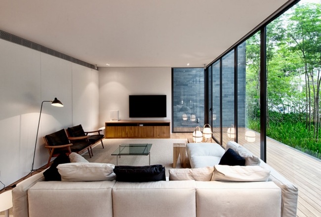 living canapea colț ecru sticlă uși glisante terasă living desgn ecru canapea coltar sticla usi glisante terasa